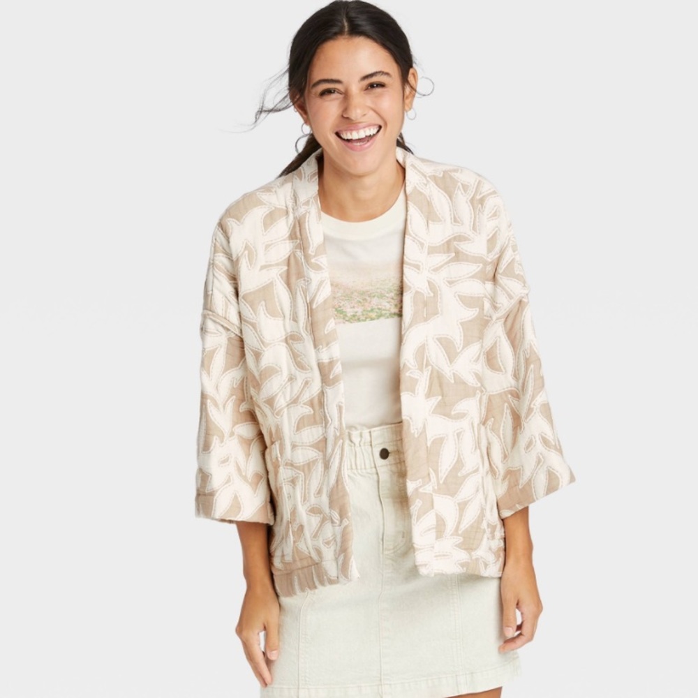 Women’s quilted short duster- universal thread